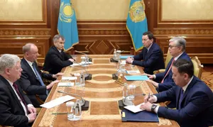 Касым-Жомарт Токаев встретился с секретарем Совбеза России