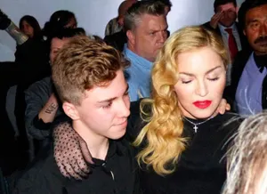 Мадонна назвала сына «ниггером»