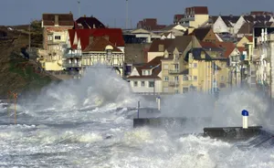 Транспортную систему Великобритании может уничтожить стихия