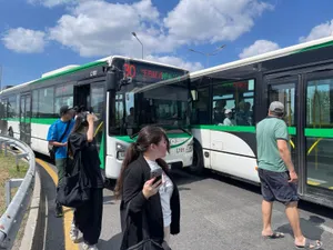 Два автобуса столкнулись на транспортной развязке в Астане