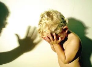 Задержан избивший лопатой ребенка мужчина