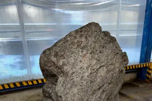 Метеоритті архитектуралық мүсін ретінде Ресейден шығармақ болды