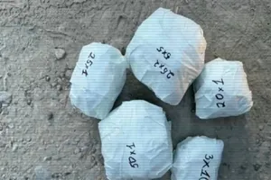 Партию синтетических наркотиков изъяли у водителя в Шамкенте