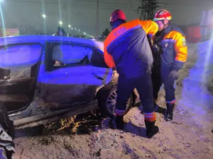 МЧС высвободило пассажиров из искореженного авто в Астане