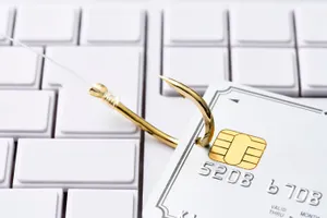 За хищение виртуальной валюты двое россиян попали под санкции США