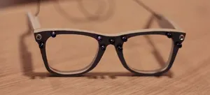 Очки, делающие человека «невидимым» для фотокамер