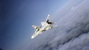 Два человека пострадали от падения обломков самолета Су-24