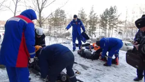 Девушка и парень, сбросившиеся с крыши 10-этажного дома в Павлодаре, идут на поправку