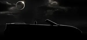 Lexus показал тизер нового кабриолета