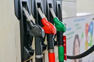 Цена на бензин в Казахстане вновь повысилась