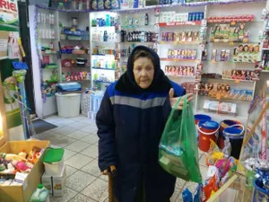 Бизнесмен из Аксу бесплатно раздает бытовую химию нуждающимся