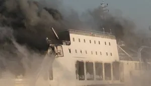 Число погибших на пароме Norman Atlantic достигло десяти человек