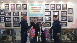 Семье погорельцев полиция Алматинской области оказала помощь