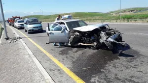 Из-за «байги» двух «Мерседесов» пострадал водитель «Тойоты»