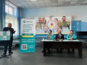 Члены предвыборного штаба Amanat встретились с ветеранами области Абай