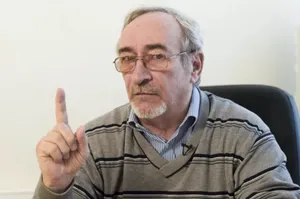 Автор «Новичка» планирует выпустить лекарство от COVID-19