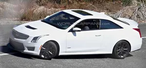 «Заряженный» Cadillac ATS засняли без камуфляжа