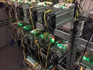 В одной из школ Китая обнаружили ферму для майнинга криптовалют