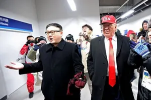 С хоккейного матча на ОИ-2018 выгнали двойника Ким Чен Ына