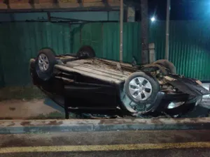 Ночной «перевертыш»: алматинцы помогли пострадавшему