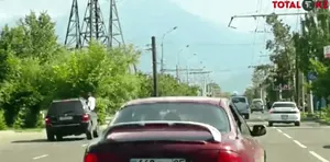 Молодые лихачи устроили беспорядки на дорогах АлматыЭксклюзив