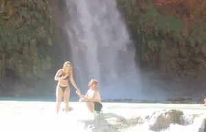 В США парень сделал предложение у водопада и утопил кольцо