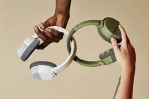 Американская компания изобрела «читающие мысли» наушники