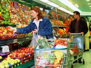 Спад объемов розничной торговли зафиксирован в Казахстане