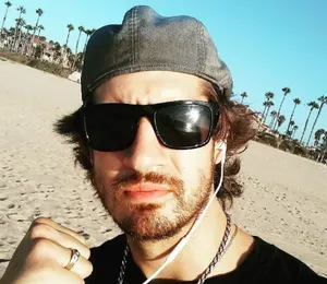 Канадский боксер извинился перед казахстанцами за шутку с Боратом