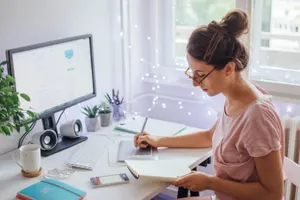 Новую медаль за отличную работу для учителей и врачей учредят в Казахстане