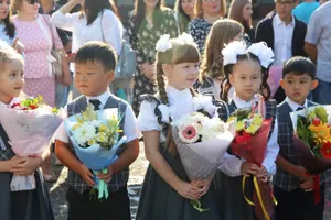 В Казахстане не будут отменять школьные линейки в воскресенье – Минпросвещения