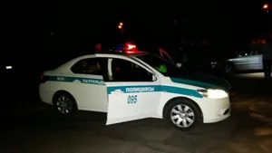 Виновники ДТП в Шымкенте напали на полицейских