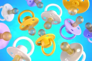 В Центре детской кардиохирургии младенцам вместо пустышек дают резиновые перчатки – фейк