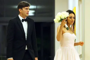 Мила Кунис обручилась с Эштоном Кутчером