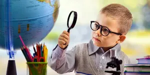 День эрудита и фестиваль цветов в Таиланде