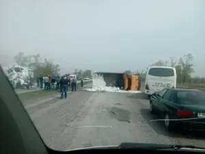 На рудненской трассе столкнулись бензовоз и фура