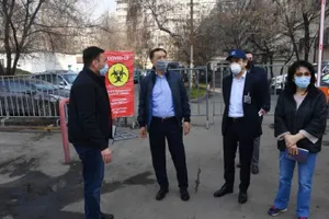 Объекты торговли и сферы услуг прекратили работу в Алматы