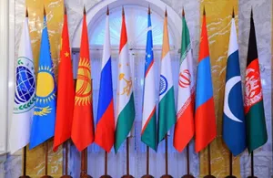 Индию и Пакистан приняли в ШОС