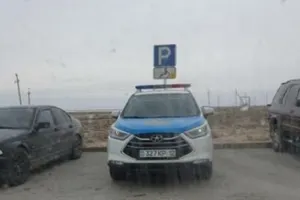 Полицейского оштрафовали за парковку на стоянке для инвалидов в Актау