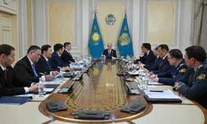 Токаев объявил выговор министру транспорта Марату Карабаеву