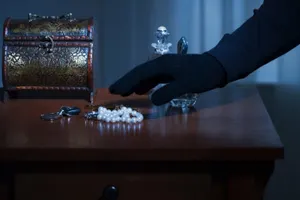 В Кокшетау раскрыли кражу на 9,6 миллиона тенге