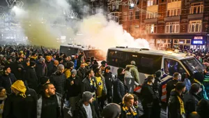 В Амстердаме запретили акции протеста после антисемитских погромов