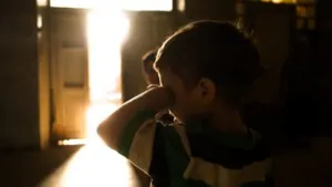 Шымкенттегі ер адам екі ұл баланы бірнеше күн бойы зорлады