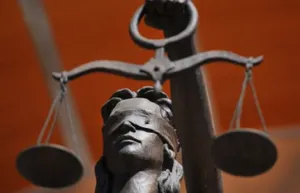 В Павлодаре обвиняемый в массовом убийстве  семьи избежал уголовного наказания