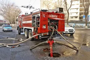 В здании ДВД города Алматы произошел пожар