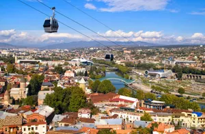 В Грузии утверждена новая Конституция