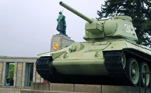 Германские власти заступились за советский памятник