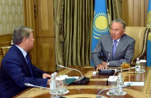 Нурсултан Назарбаев встретился с Ахметжаном Есимовым