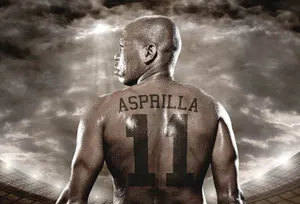 Звезду бразильского футбола пригласили в порно