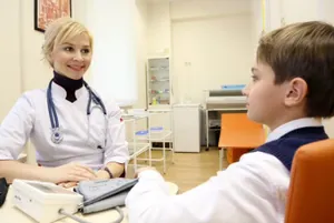 Партия «Ак Жол» подняла тему отказа от обязательной вакцинации детей